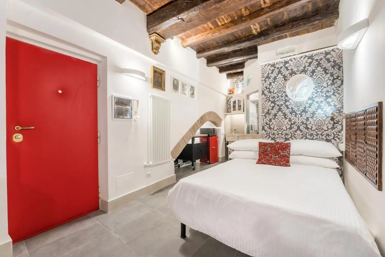 Intimo Ed Eclettico Studio A Trastevere Rome 0*,