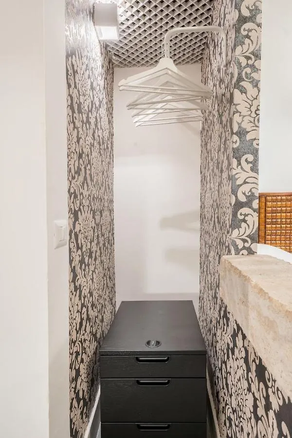 Apartment Intimo Ed Eclettico Studio A Trastevere Rome