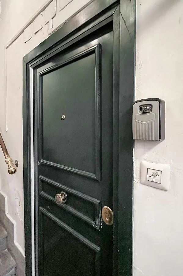 Intimo Ed Eclettico Studio A Trastevere Rome Apartment